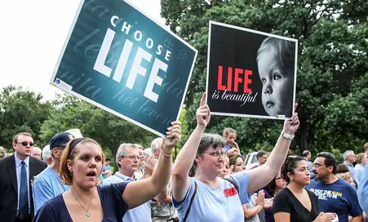 Laws Restricting Teenagers Access to Abortion
